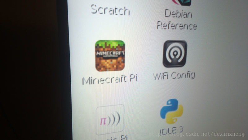 树莓派正式玩起 Pi版的minecraft 请认准mc石头的唯一csdn博客 Csdn博客