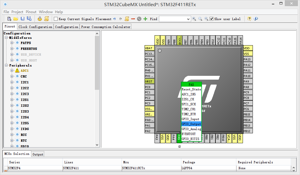 点击*Pinout*，然后单击LED灯对应的引脚，选择*GPIO_Output*模式