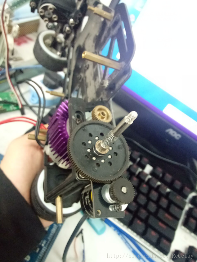 这里写图片描述