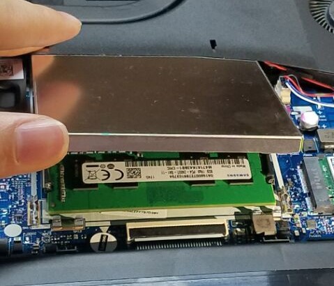 联想拯救者r720加装内存条