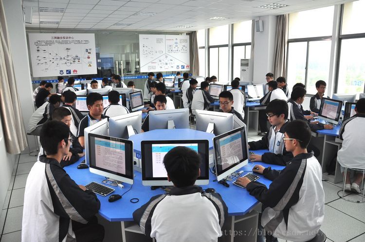程序员什么专业毕业算是科班出身？这个回答与你想的是否一样？